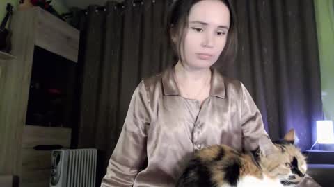 glassi online show from 02.21.25