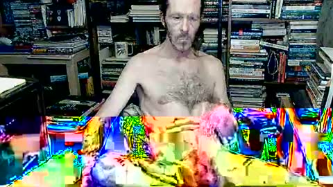 Snapshot of glauconx chatting on 12.31.24 Glauconx online show from 12.31.24