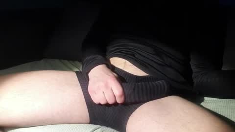 gldnboy85 online show from 04.14.26