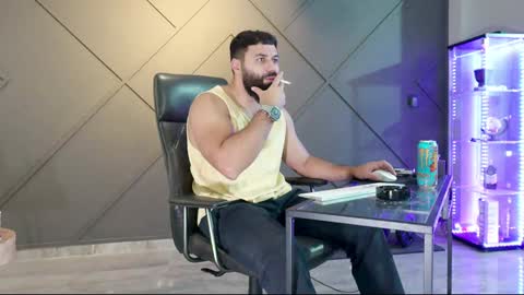 Matthew .. for short call me Matt online show from 12.06.24