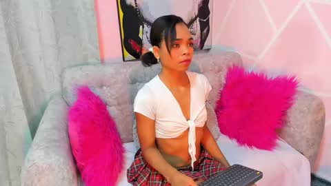 gletty noa online show from 09.10.25