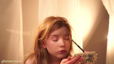 Snapshot of glimmerwave chatting on 02.20.26 Gracia online show from 02.20.26