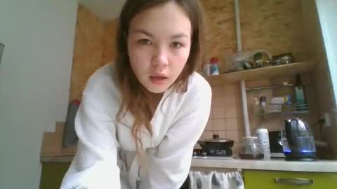 glitter_doll online show from 01.13.25