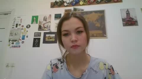 glitter_doll online show from 01.26.25