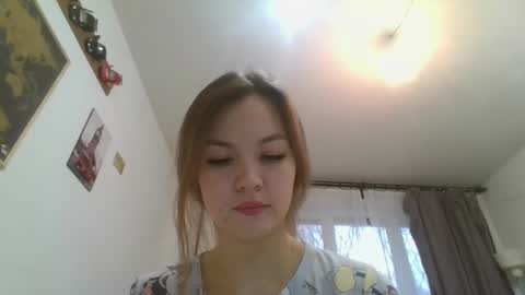 glitter_doll online show from 01.28.25