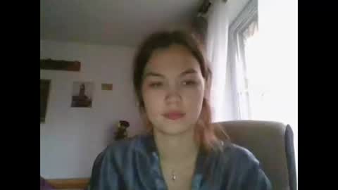 glitter_doll online show from 03.04.25