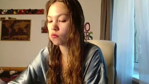 glitter_doll online show from 09.11.25