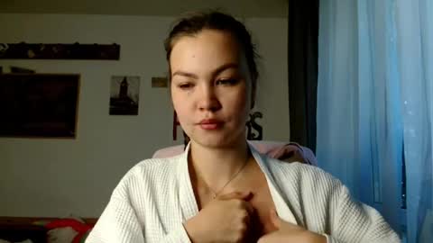 glitter_doll online show from 09.30.25