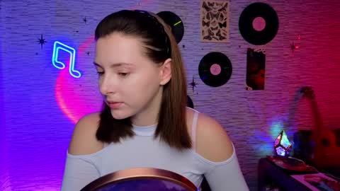 Bye everybody Ill be online Monday December 2nd Saturday and Sunday off online show from 02.05.25