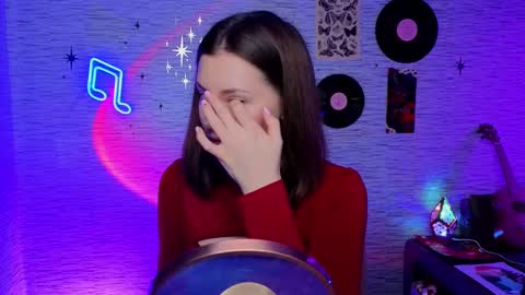 Bye everybody Ill be online Monday December 2nd Saturday and Sunday off online show from 02.11.25