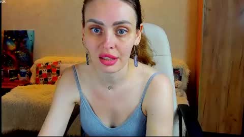 Snapshot of gloria_wood chatting on 07.06.26 Gloria Wood online show from 07.06.26