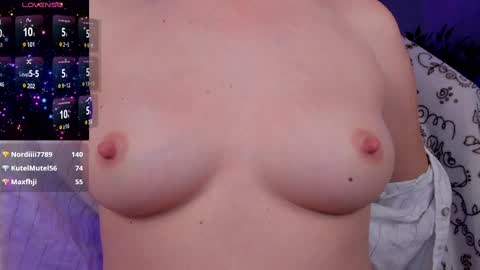 gloriagrays online show from 12.15.24