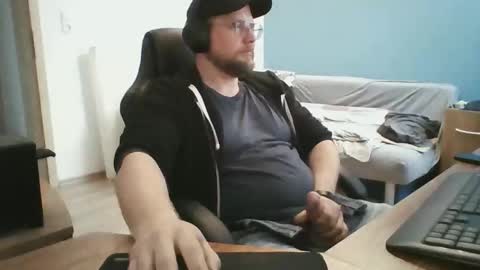 Snapshot of gnik_labinnah chatting on 03.31.26 gnik_labinnah online show from 03.31.26