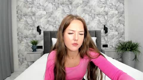 Lina online show from 09.24.25