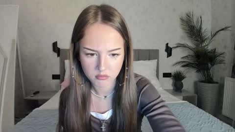 Lina online show from 10.11.25