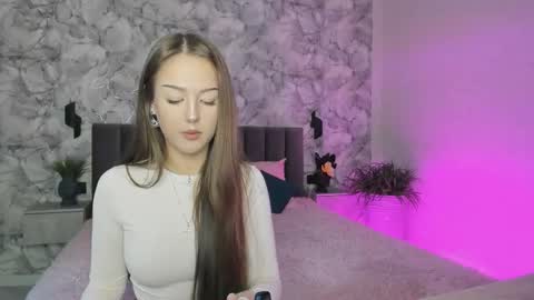 Lina online show from 11.09.25