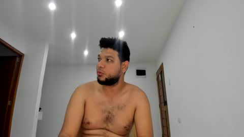 Snapshot of god_bra chatting on 10.06.25 god_bra online show from 10.06.25