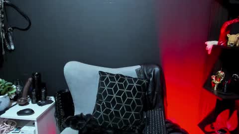 Snapshot of goddesleila chatting on 02.26.26 GoddesLeila online show from 02.26.26