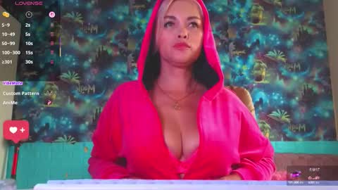 Mrs. Isabella online show from 09.12.25