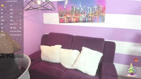 M A R T I N A  online show from 12.16.24