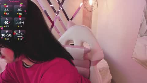 M A R T I N A  online show from 02.06.26