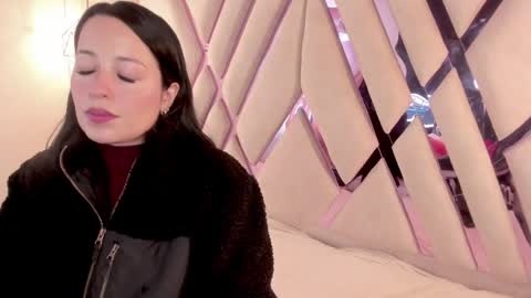 M A R T I N A  online show from 04.01.26