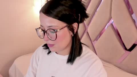 M A R T I N A  online show from 04.09.26