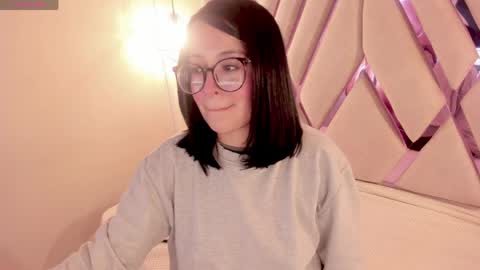 M A R T I N A  online show from 04.17.26