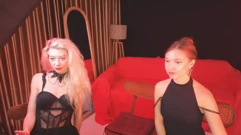   330 UTC2 girls   online show from 06.06.26