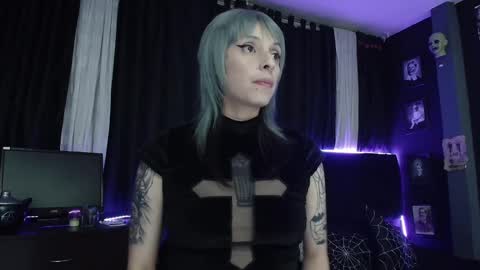 Mortem model independientfollow me on my telegram channel   online show from 10.01.25