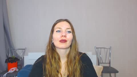 Snapshot of goddess_squirt_ chatting on 12.28.24 Katrin online show from 12.28.24