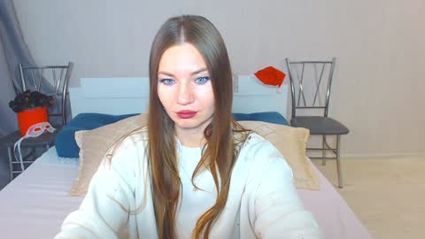 Snapshot of goddess_squirt_ chatting on 01.04.25 Katrin online show from 01.04.25