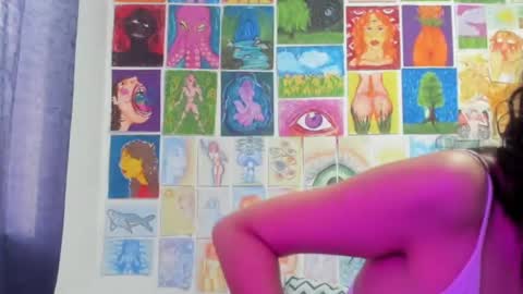 Snapshot of goddess_vee_ chatting on 02.02.25 vee online show from 02.02.25