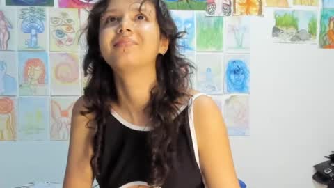 Snapshot of goddess_vee_ chatting on 02.08.25 vee online show from 02.08.25