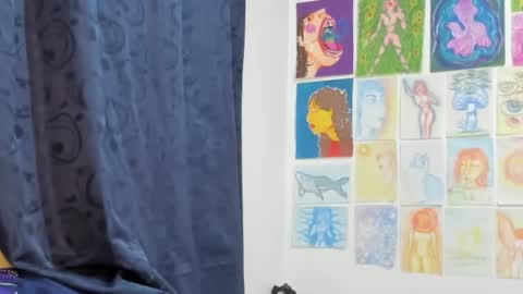 Snapshot of goddess_vee_ chatting on 02.17.25 vee online show from 02.17.25