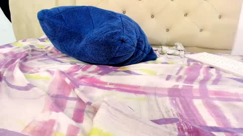 Snapshot of goddesschanell chatting on 12.05.24 CHANELL online show from 12.05.24