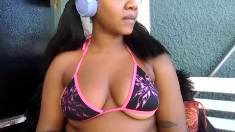 Snapshot of goddessdaisysky chatting on 07.22.26 Goddess Daisy Sky online show from 07.22.26