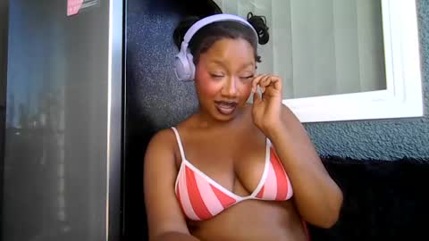 Snapshot of goddessdaisysky chatting on 07.31.26 Goddess Daisy Sky online show from 07.31.26