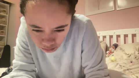 Snapshot of goddesselxo chatting on 03.31.26 Goddess L online show from 03.31.26