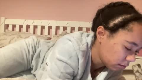 Snapshot of goddesselxo chatting on 04.04.26 Goddess L online show from 04.04.26