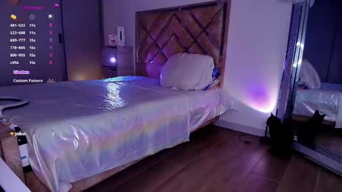 Snapshot of goddesslinda chatting on 09.27.25 Linda online show from 09.27.25