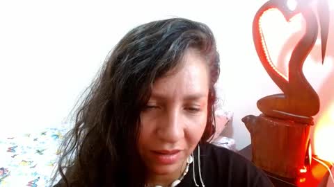  Naih Reyes online show from 12.23.24