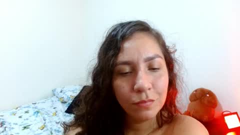  Naih Reyes online show from 01.07.25