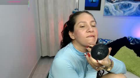 Snapshot of goddessnahi chatting on 03.24.26 Naih Reyes online show from 03.24.26