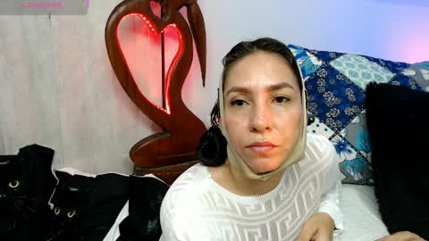 Snapshot of goddessnahi chatting on 04.03.26 Naih Reyes online show from 04.03.26