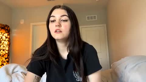 Goddess Raven online show from 01.24.25