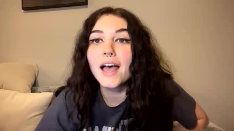 Goddess Raven online show from 02.25.25