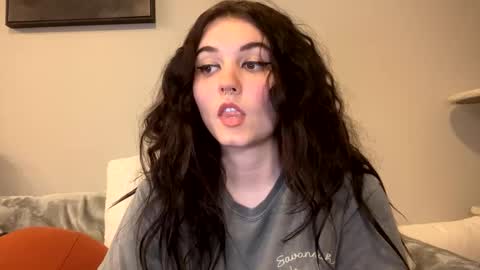 Goddess Raven online show from 03.04.25