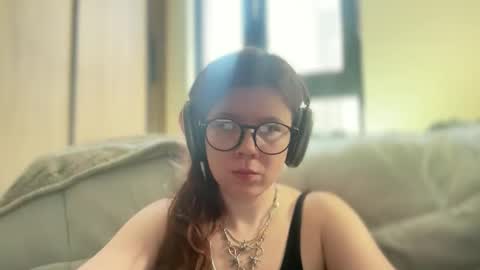 goddesssylvie online show from 11.02.25