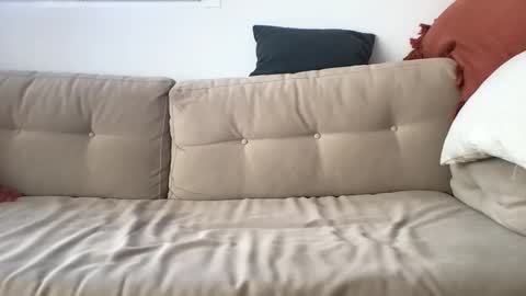 J online show from 10.17.25